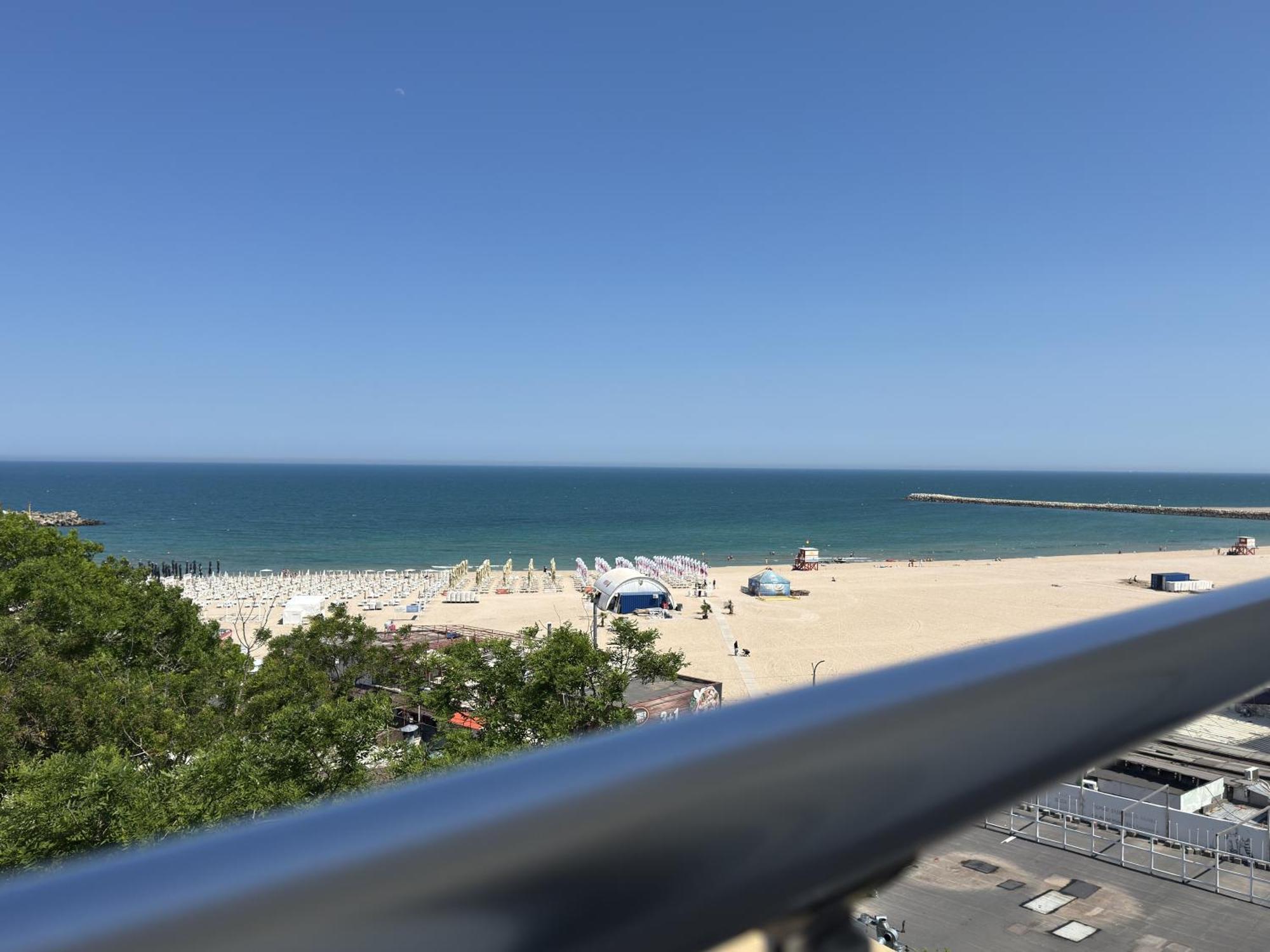 Hotel Golden Beach เอโฟริเอนอร์ด ภายนอก รูปภาพ