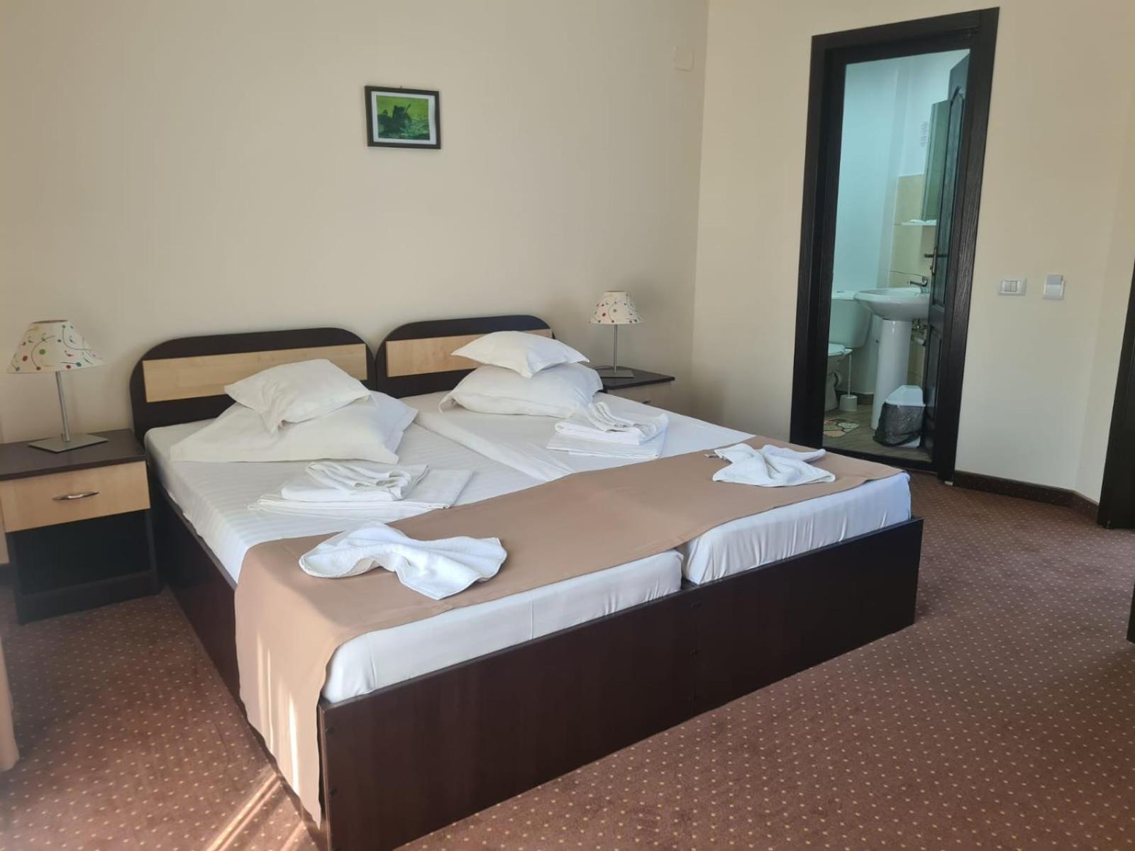 Hotel Golden Beach เอโฟริเอนอร์ด ภายนอก รูปภาพ